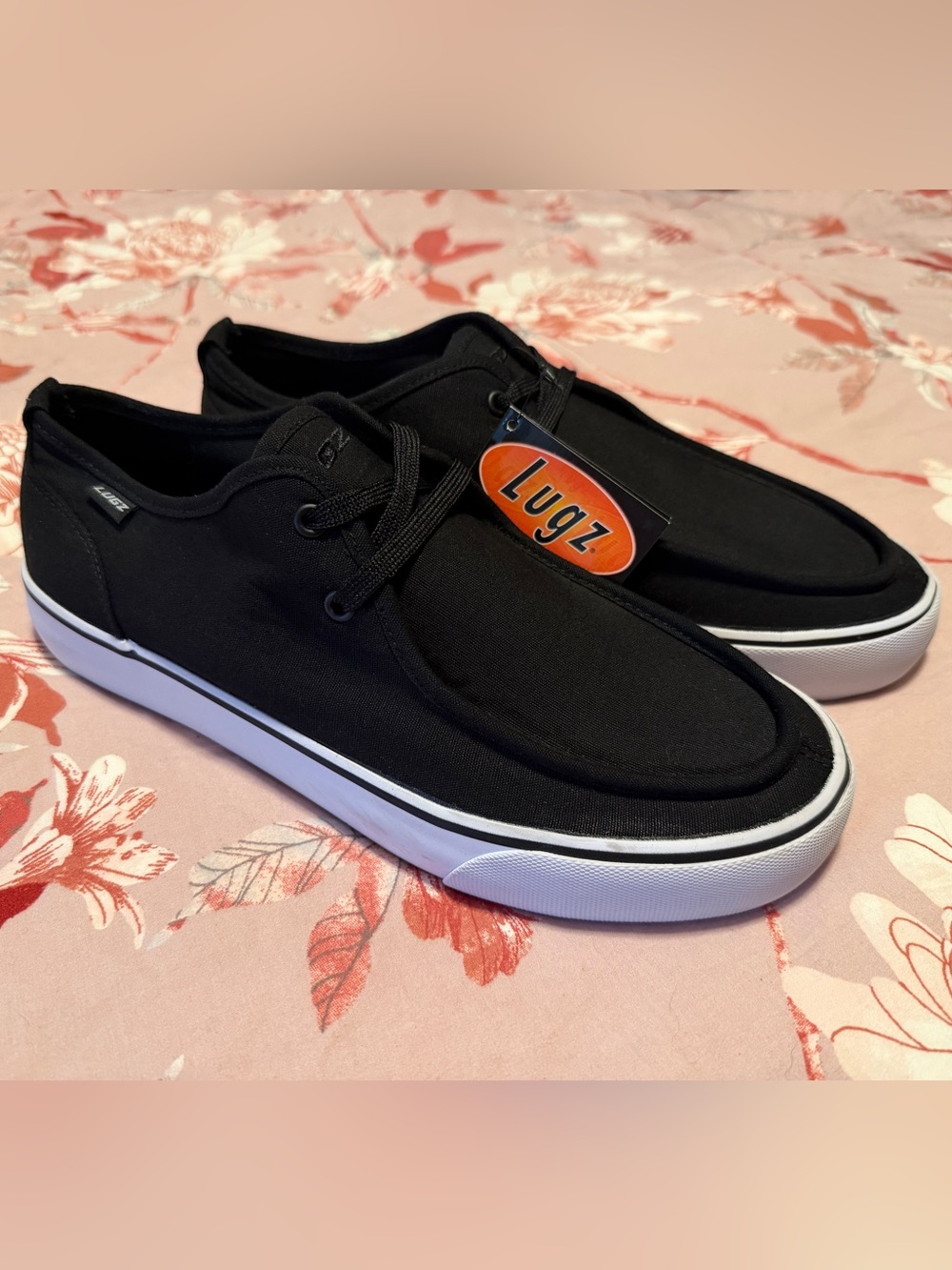 Women’s Black Canvas Low-Top Sneakers with White Sole